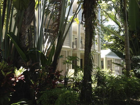 Port Douglas Apartments - Adults Only Oasis - Mackay Tourism 40