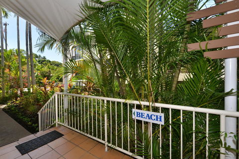 Port Douglas Apartments - Adults Only Oasis - Mackay Tourism 26