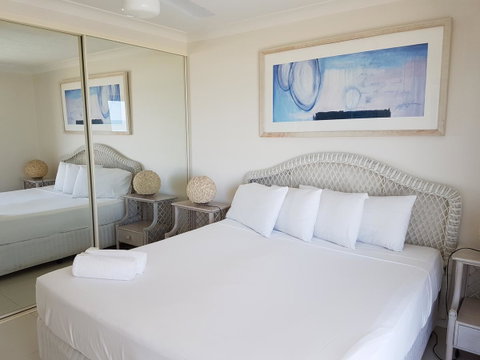 Mykonos Apartments - Mackay Tourism 12