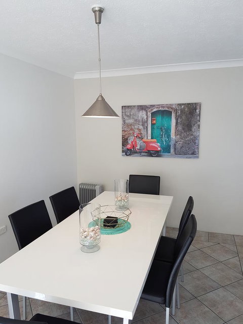 Mykonos Apartments - Mackay Tourism 19