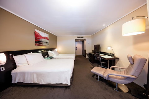 Hilton Cairns - Mackay Tourism 32