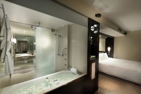 Hilton Cairns - Mackay Tourism 19