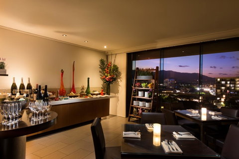 Hilton Cairns - Mackay Tourism 35