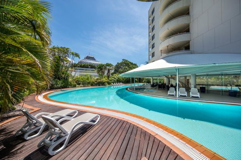 Hilton Cairns - Mackay Tourism 13