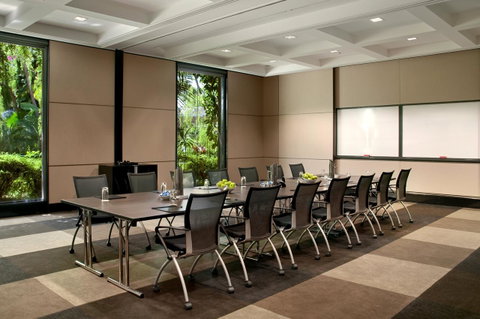 Hilton Cairns - Mackay Tourism 37