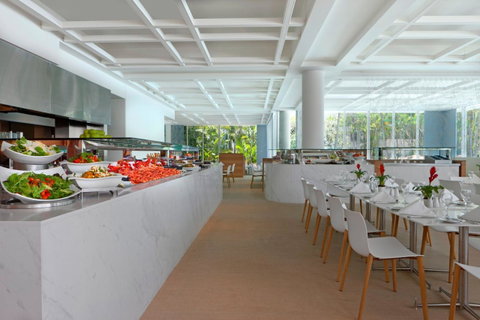 Sheraton Grand Mirage Resort Gold Coast - Mackay Tourism 37