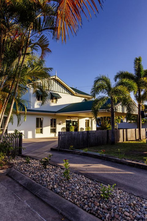 Shamrock Gardens Motel - Mackay Tourism 0