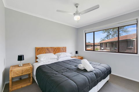 Fountain View Estate - We Accommodate - Mackay Tourism 19