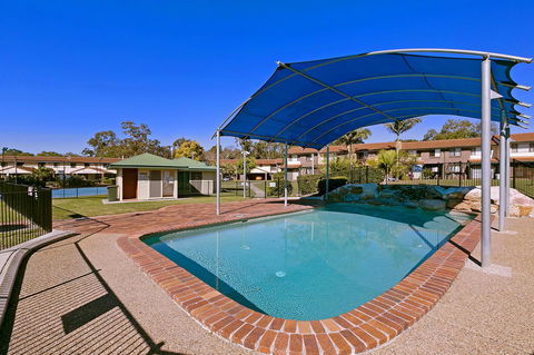 Fountain View Estate - We Accommodate - Mackay Tourism 20