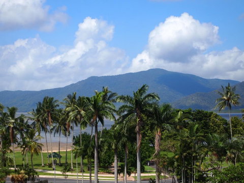 Edge Apartments Cairns - Mackay Tourism 43