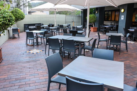 Salisbury Hotel Motel - Mackay Tourism 7