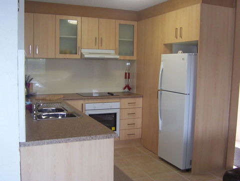 Burleigh Palms Holiday Apartments - Mackay Tourism 20