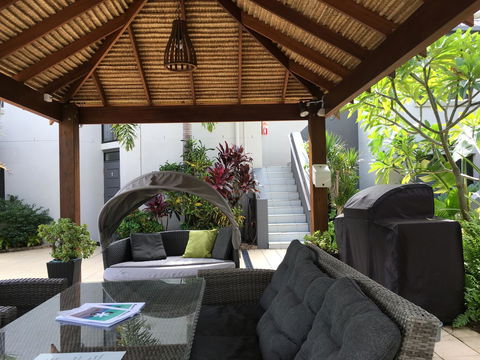Burleigh Palms Holiday Apartments - Mackay Tourism 4