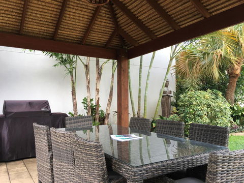 Burleigh Palms Holiday Apartments - Mackay Tourism 23