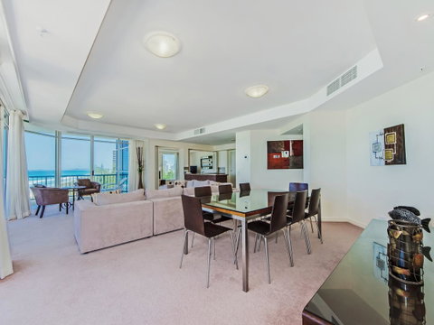 Oceana On Broadbeach - Mackay Tourism 7