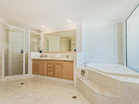Oceana On Broadbeach - Mackay Tourism 2