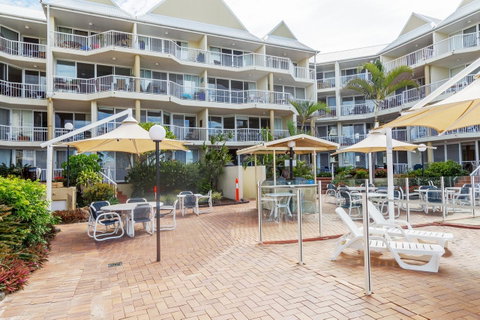 Crystal Beachfront Apartments - Mackay Tourism 1