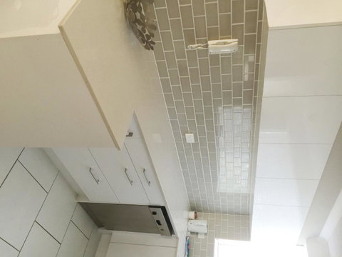 Crystal Beachfront Apartments - Mackay Tourism 38