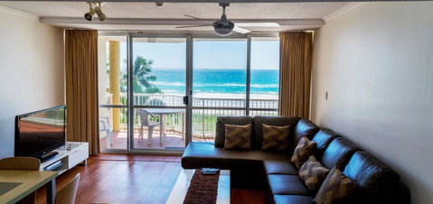 Crystal Beachfront Apartments - Mackay Tourism 43