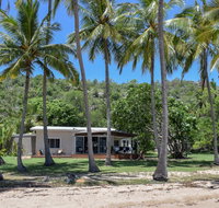 Cockle Bay House - Mackay Tourism