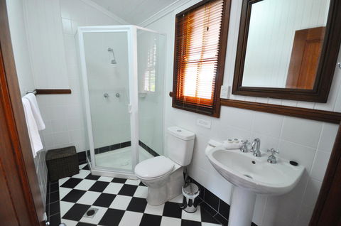 Island Adventure Holiday House - Mackay Tourism 1
