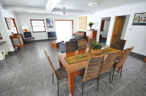 Island Adventure Holiday House - Mackay Tourism 7