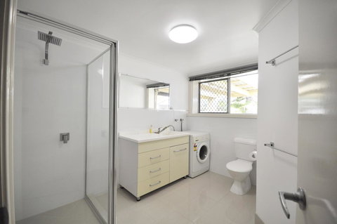 Ocean Wave - Mackay Tourism 16