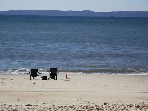Close To Surf Beach, Surf Club, Hotel And Shops - Boyd St, Woorim - Mackay Tourism 9