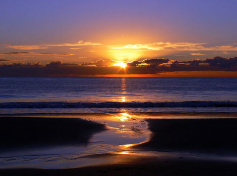 Close To Surf Beach, Surf Club, Hotel And Shops - Boyd St, Woorim - Mackay Tourism 8