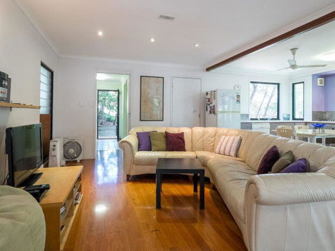 Billa Blue By Discover Stradbroke - Mackay Tourism 5