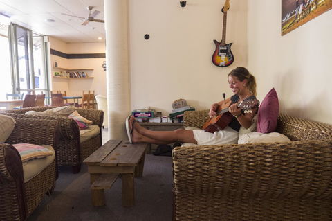 Manta Lodge YHA & Scuba Centre - Mackay Tourism 4