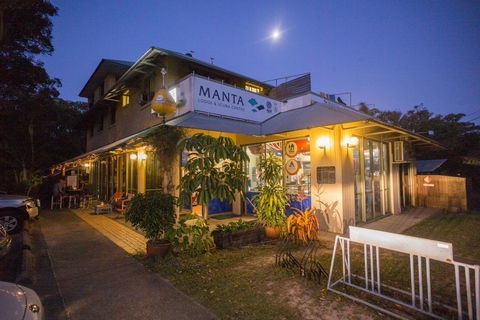 Manta Lodge YHA & Scuba Centre - Mackay Tourism 0