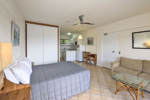 Anchorage On Straddie - Mackay Tourism 30