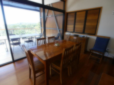 Shell Seeker - Mackay Tourism 3