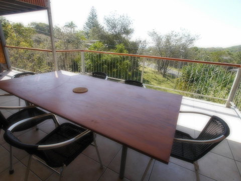 Shell Seeker - Mackay Tourism 2