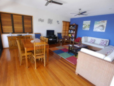 Shell Seeker - Mackay Tourism 4