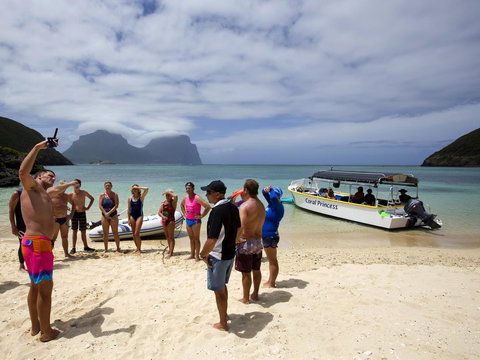 Pinetrees Lodge - Mackay Tourism 15