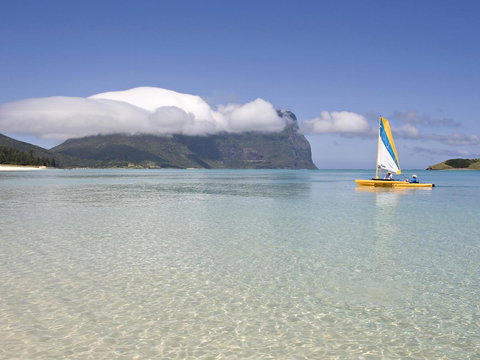 Pinetrees Lodge - Mackay Tourism 13