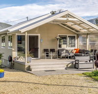 Adventure Bay Holiday Home - Mackay Tourism