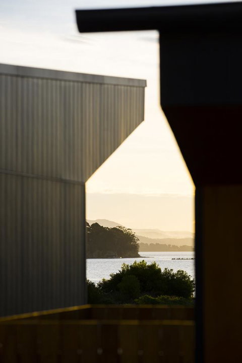 Bruny Island Escapes And Hotel Bruny - Mackay Tourism 0