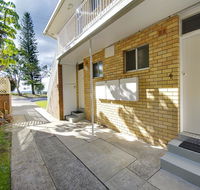 'Beachside' Shoal Bay Unit 4 - Mackay Tourism