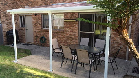 'Lighthouse Palms' - Mackay Tourism 0