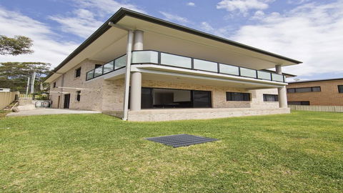 'Ocean To Beach' Luxury Hide Away - Mackay Tourism 1
