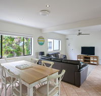 'Pandanus Cove' Apartment 5 - Mackay Tourism