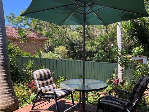 'Sandy Palms' 28 Moorooba Cr - Beautiful Home With Wifi, Air-con And Boat Parking - Mackay Tourism 3