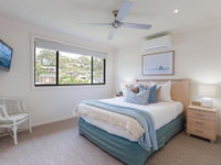 'Sandy Point Haven' 21a Sandy Point Rd - Stylish Haven with WIFI Air conditioning  Water views