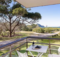 1 'Intrepid' 3 Intrepid Close - Amazing views of Shoal Bay only 100m from the Beach - Mackay Tourism