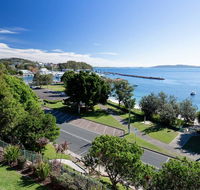 1 'Kiah' 53 Victoria Parade - stunning views wifi aircon just across the road to the water - Mackay Tourism