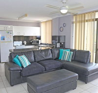 1 'The Commodore' 9-11 Donald St - Ground Floor Unit Close To Shops Cafe's And Marina - Mackay Tourism