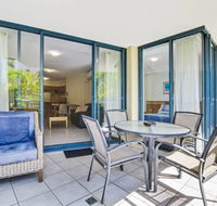 1 Bedroom - Private Managed Resort Pool and Beach - Alex - Mackay Tourism